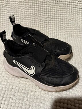 Nike Kids Black Slip-On Sneakers with White Swoosh